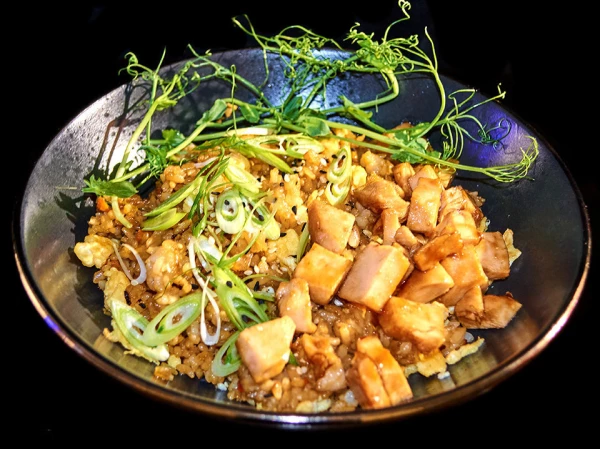 Рис чесночный с курицей 300