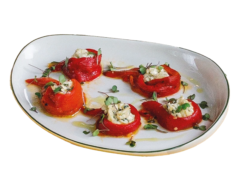 Печеный перец с сыром и соусом Тонато