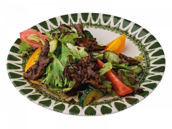 Салат с мясом мраморного бычка