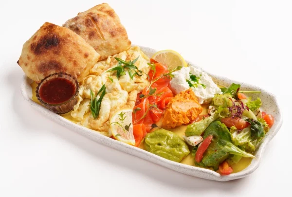 Большой грузинский завтрак для Калбатоно