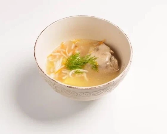 Суп куриный с лапшой 
