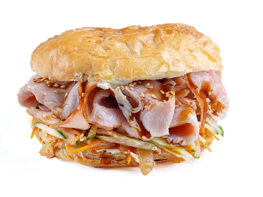 Дубайский сэндвич с окороком Тамбовским и кимчи 