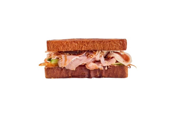 Мини-сэндвич с окороком Тамбовским и кимчи