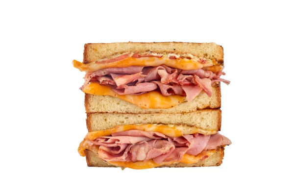 Сэндвич с варено-копченой свиной шейкой