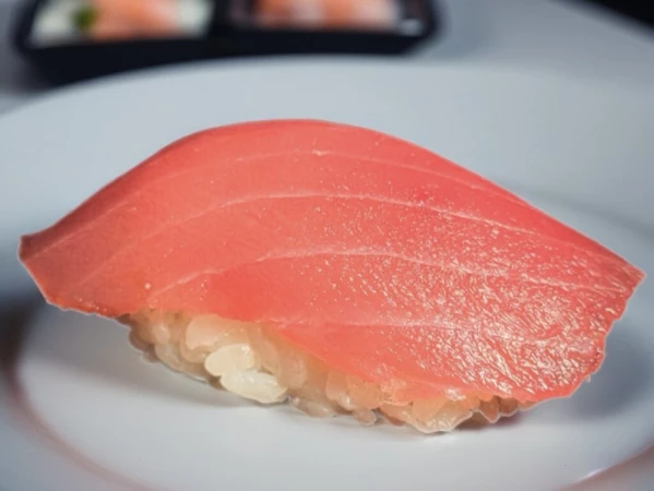 Нигири "с Тунцом" (1 шт.)