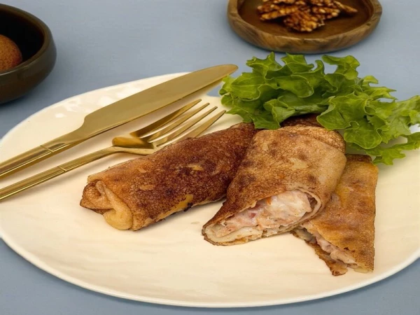Блинчики с куриной ветчиной и сыром (2 шт.)