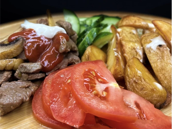 Ланч с Говядиной