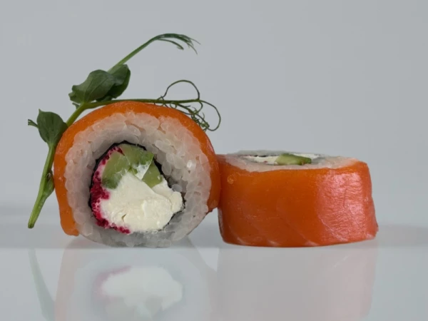 Ролл "Филадельфия Делюкс"