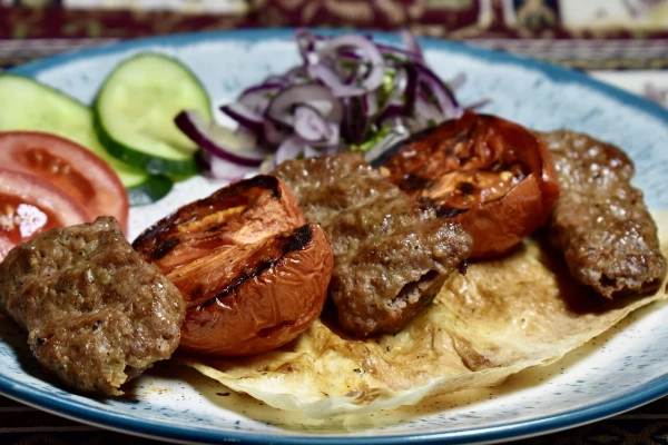 С помидорами