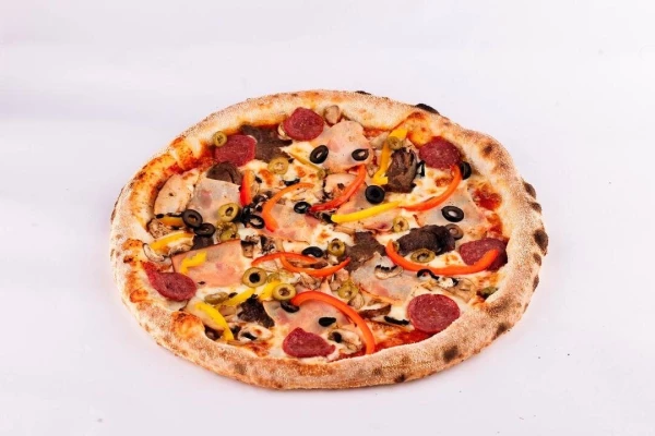 Пицца "Мясное ассорти"