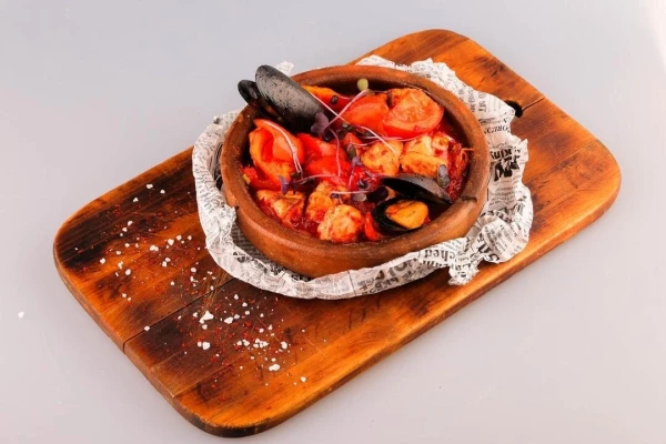 Семга с овощами в печи