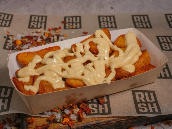 Картофель по-деревенски с горячим сыром 200гр