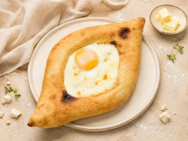 Хачапури по-аджарски