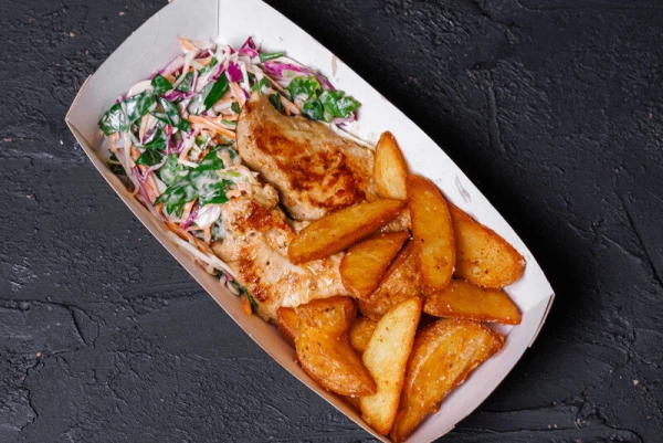 Мини стейки из куриного филе с карт. по-дерев