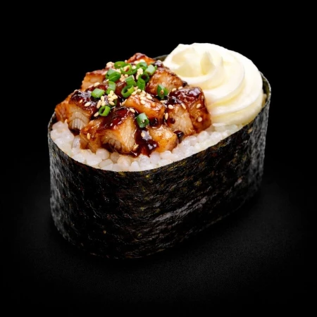 Гункан сливочный с угрём