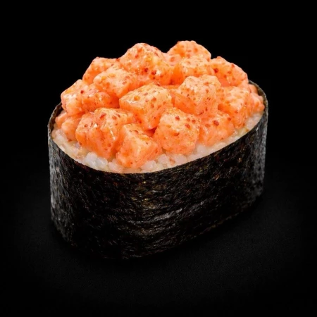 Гункан спайси с лососем