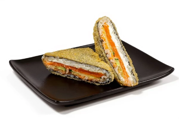 Сэндвич ролл с лососем