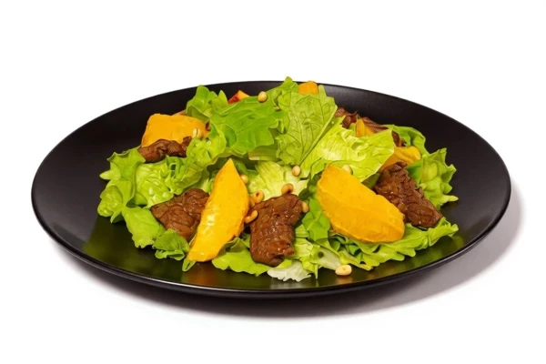 Салат теплый с говядиной