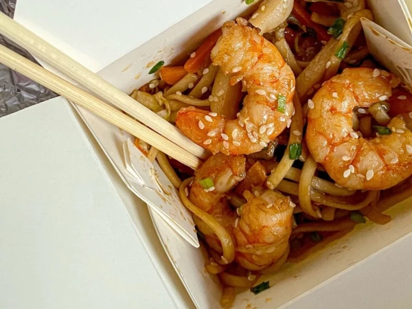 Удон с креветками