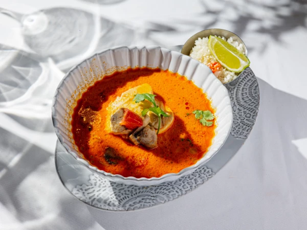 Суп Том Ям с цыпленком