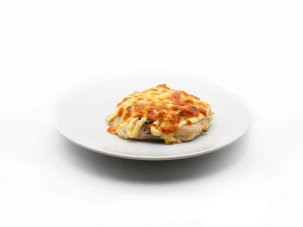 Грудка с грибами и сыром