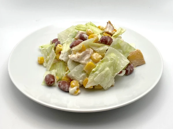 Салат с копченой курицей