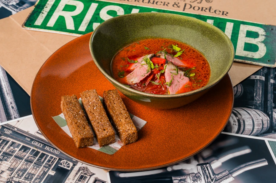 Борщ с копченой уткой