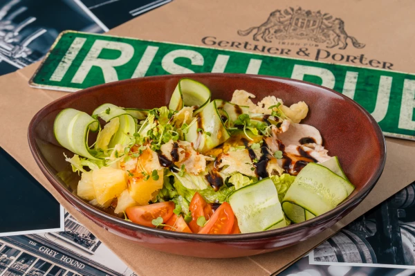 Салат с Курицей и ананасом