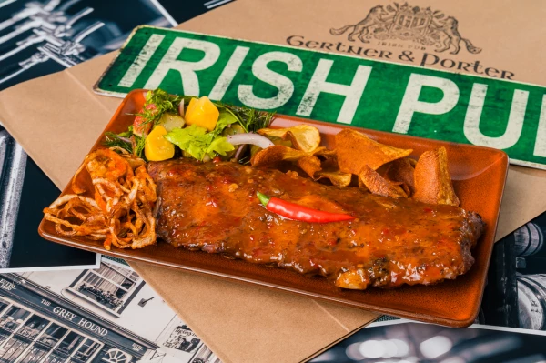 Ребра Каролина Рипер