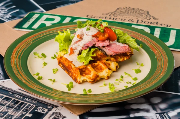 Картофельные вафли с Брискетом