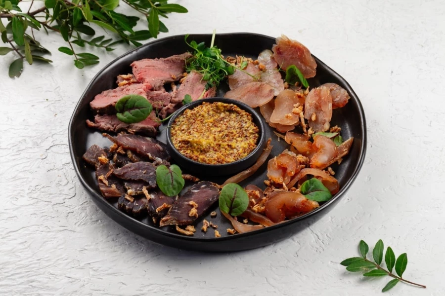 Мясная нарезка