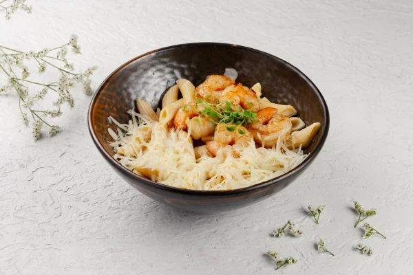 Пенне с креветками
