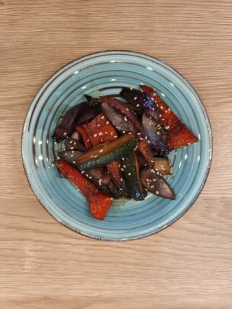 Овощи с бальзамиком