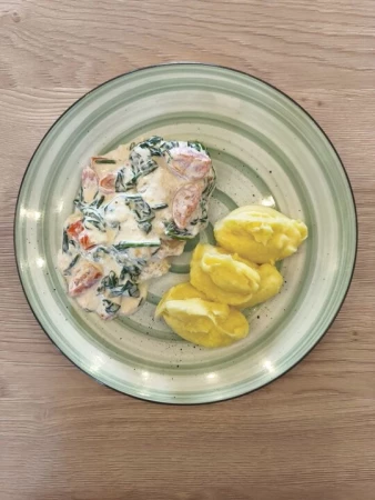 Сливочный палтус со шпинатом