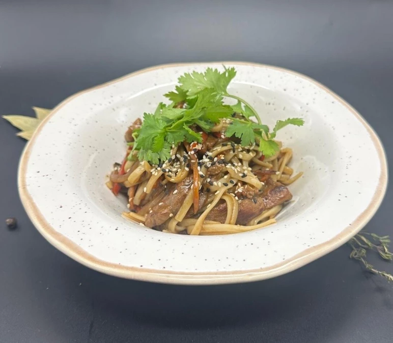 Вок с говядиной