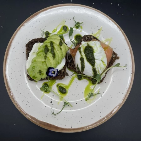 Авокадо Тост