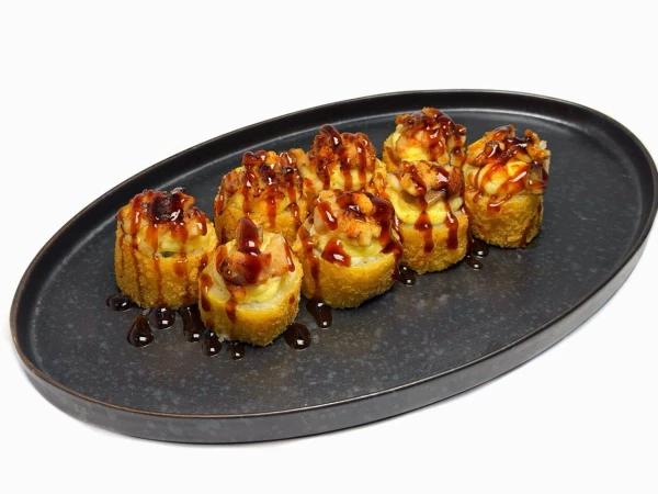 Ролл запеченный с курицей и угрем