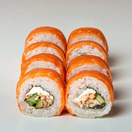 Филадельфия с угрём и огурцом