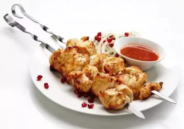 Шашлык из куриной грудки 100г