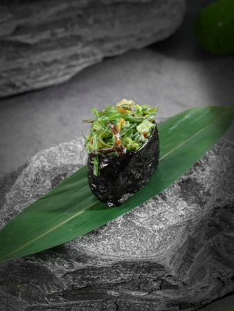 Гункан с чукой