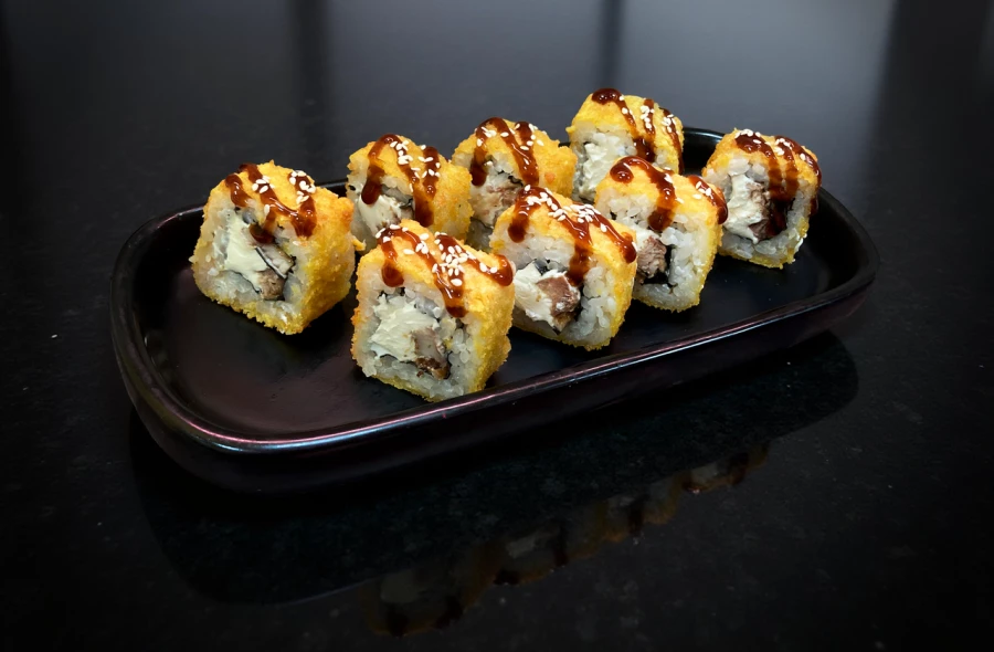 Ролл "Нежный угорь темпура"