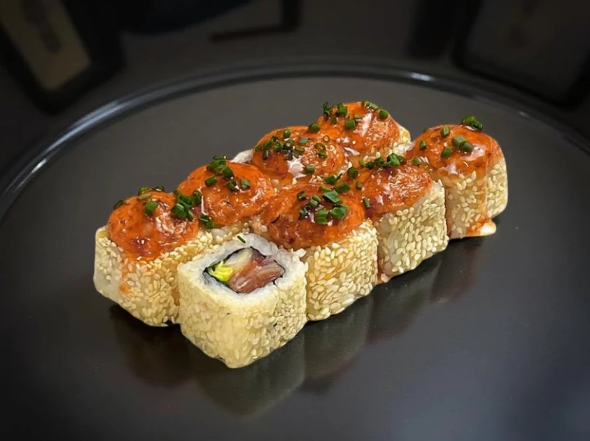 Ролл "Запечённый лосось"