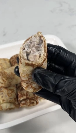 Блинчики с куриным жульеном