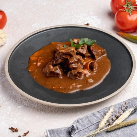 Говядина в соусе "Деми Гляс"