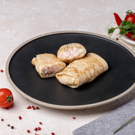 Блинчик  с ветчиной и сыром