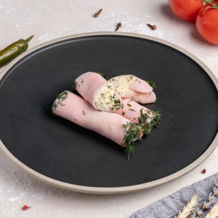 Рулетики с ветчиной и сыром