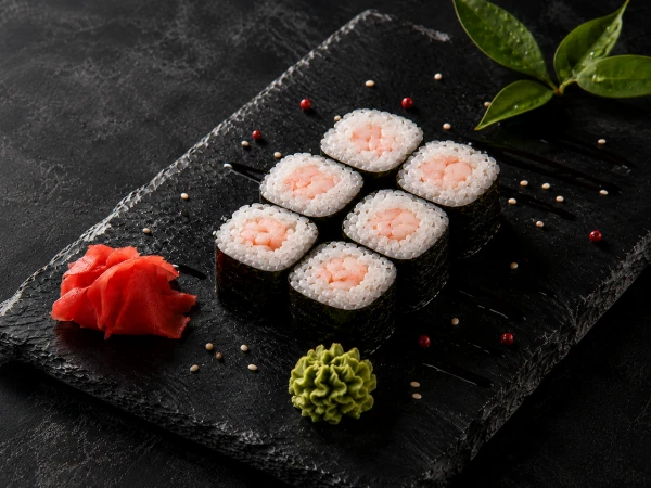 Маки с креветкой  