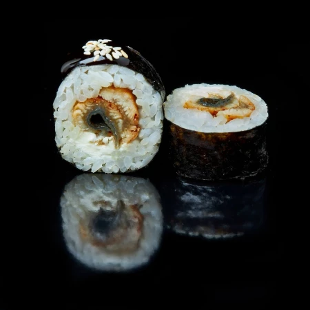 Сырный ролл с угрем