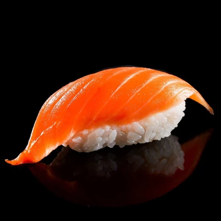 Суши с лососем