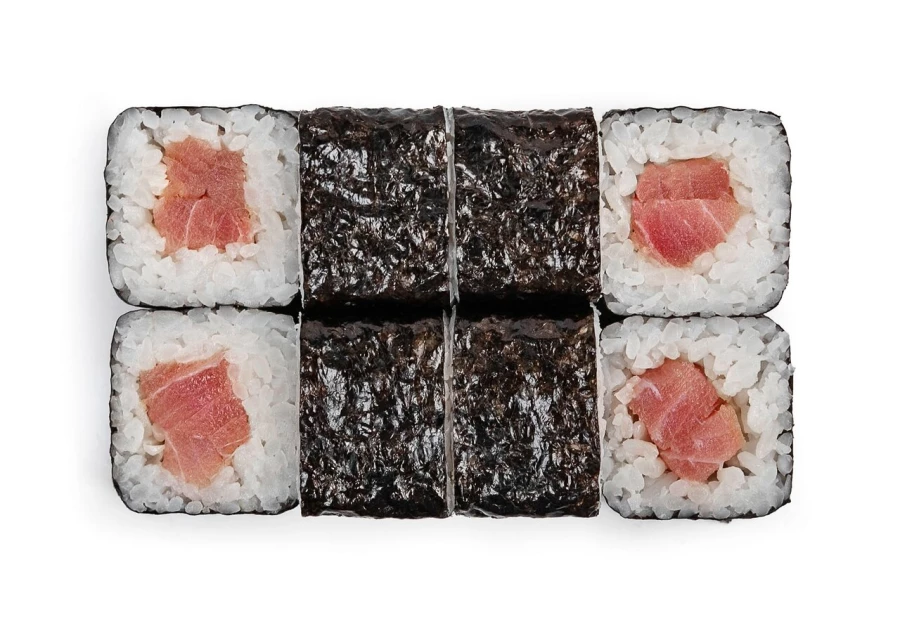 Маки с тунцом